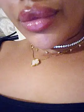 Sexlove1xo online show from 06-28-26, 08:48