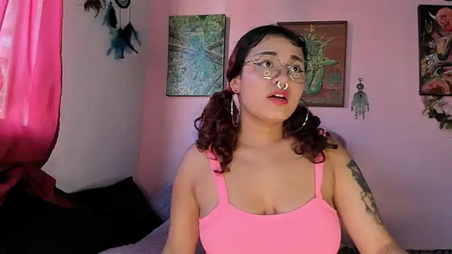 Maddy Jhonsson online show from 06-24-26, 09:47