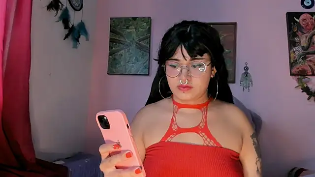Maddy Jhonsson online show from 07-01-26, 10:42
