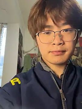 Snapshot of Anson0722 chatting on 02-21-25, 10:07 Anson0722 online show from 02-21-25, 10:07