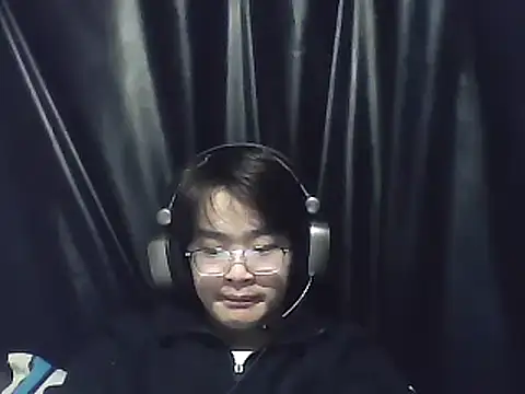 Snapshot of Anson0722 chatting on 03-17-25, 03:50 Anson0722 online show from 03-17-25, 03:50