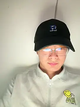 Snapshot of Anson0722 chatting on 09-17-25, 01:13 Anson0722 online show from 09-17-25, 01:13