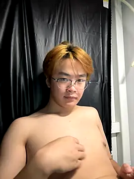 Snapshot of Anson0722 chatting on 09-20-25, 01:01 Anson0722 online show from 09-20-25, 01:01