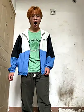 Snapshot of Anson0722 chatting on 10-01-25, 03:34 Anson0722 online show from 10-01-25, 03:34