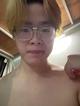 Snapshot of Anson0722 chatting on 10-08-25, 03:20 Anson0722 online show from 10-08-25, 03:20