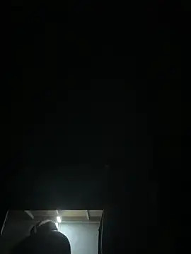 Snapshot of Anson0722 chatting on 10-15-25, 03:56 Anson0722 online show from 10-15-25, 03:56