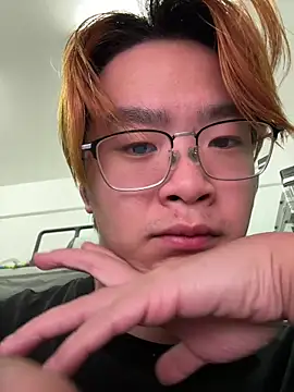 Snapshot of Anson0722 chatting on 10-23-25, 03:55 Anson0722 online show from 10-23-25, 03:55