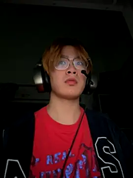 Snapshot of Anson0722 chatting on 10-24-25, 04:25 Anson0722 online show from 10-24-25, 04:25