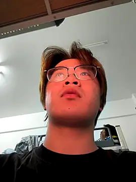 Snapshot of Anson0722 chatting on 11-23-25, 03:34 Anson0722 online show from 11-23-25, 03:34