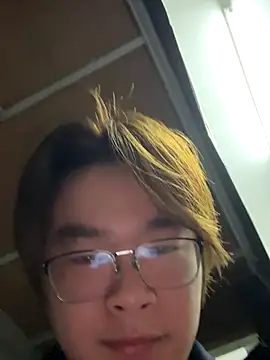 Snapshot of Anson0722 chatting on 11-24-25, 03:01 Anson0722 online show from 11-24-25, 03:01