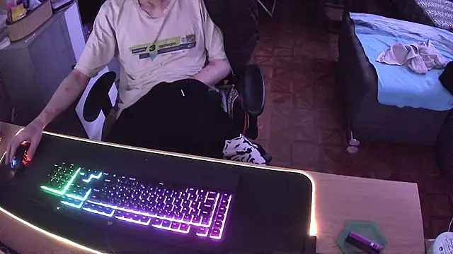 DerGeileLoveboy online show from 02-05-26, 11:31