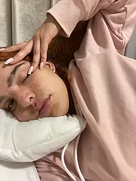 Anaroussew02 online show from 11-22-25, 01:48