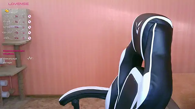 Snapshot of reaiss chatting on 03-22-25, 11:11 reaiss online show from 03-22-25, 11:11