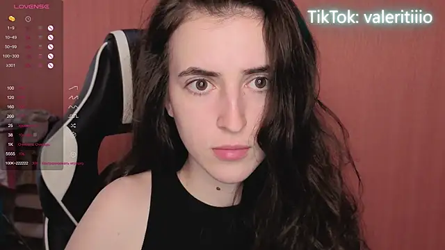 Snapshot of reaiss chatting on 09-15-25, 03:50 reaiss online show from 09-15-25, 03:50