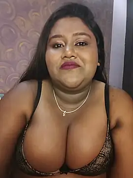 Snapshot of horny_diana chatting on 07-21-26, 05:59 horny diana online show from 07-21-26, 05:59
