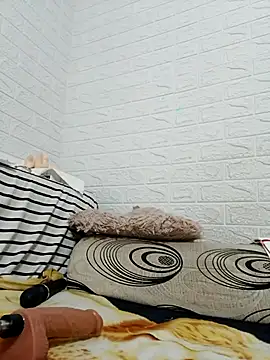 Ramona870 online show from 11-30-25, 11:47