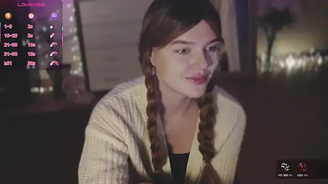 Snapshot of CherryRed_Girl chatting on 09-26-25, 09:41 CherryRed Girl online show from 09-26-25, 09:41