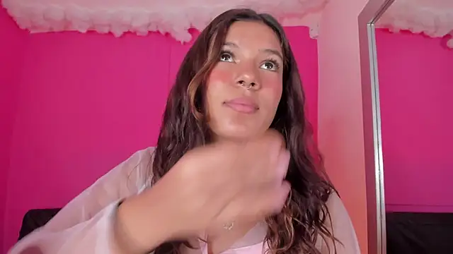 Snapshot of violett_24_ chatting on 03-11-25, 03:45 violett 24 online show from 03-11-25, 03:45