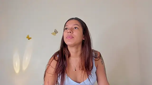 Snapshot of violett_24_ chatting on 09-15-25, 10:54 violett 24 online show from 09-15-25, 10:54