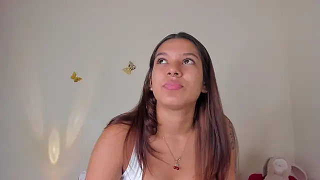 Snapshot of violett_24_ chatting on 10-01-25, 11:22 violett 24 online show from 10-01-25, 11:22