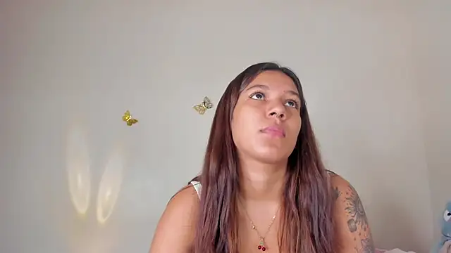 Snapshot of violett_24_ chatting on 11-20-25, 01:17 violett 24 online show from 11-20-25, 01:17