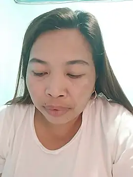 Snapshot of Sweet_fatty18 chatting on 06-30-26, 01:28 Sweet fatty18 online show from 06-30-26, 01:28