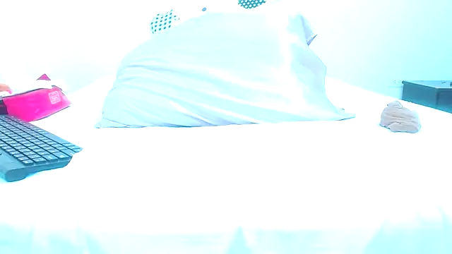 TattyHarrisquirtt online show from 11-14-25, 03:00