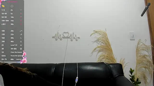 jessyegoldenn online show from 06-07-26, 08:01