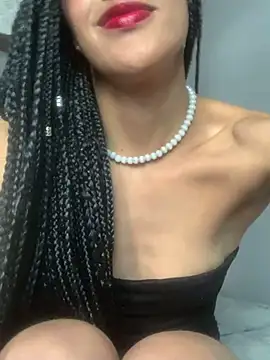 Snapshot of MichelleDiaz_Pink chatting on 02-28-25, 10:39 MichelleDiaz Pink online show from 02-28-25, 10:39