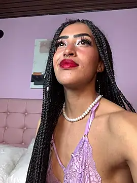 Snapshot of MichelleDiaz_Pink chatting on 03-02-25, 02:30 MichelleDiaz Pink online show from 03-02-25, 02:30