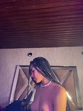 Snapshot of MichelleDiaz_Pink chatting on 03-18-25, 02:58 MichelleDiaz Pink online show from 03-18-25, 02:58