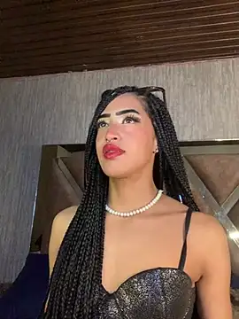 Snapshot of MichelleDiaz_Pink chatting on 03-23-25, 05:54 MichelleDiaz Pink online show from 03-23-25, 05:54