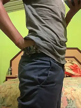 BttmGuy01 online show from 04-07-26, 10:20