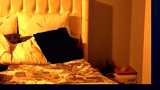 ebonylover1 online show from 01-10-26, 10:03