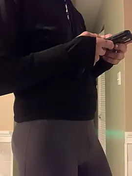 Polaroid White online show from 03-10-25, 08:37