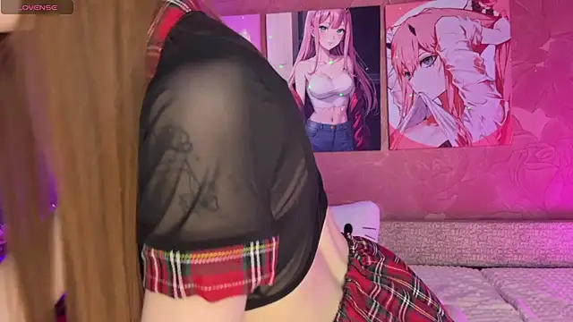 Snapshot of Adele_kawaii chatting on 11-30-25, 06:50 Adele kawaii online show from 11-30-25, 06:50