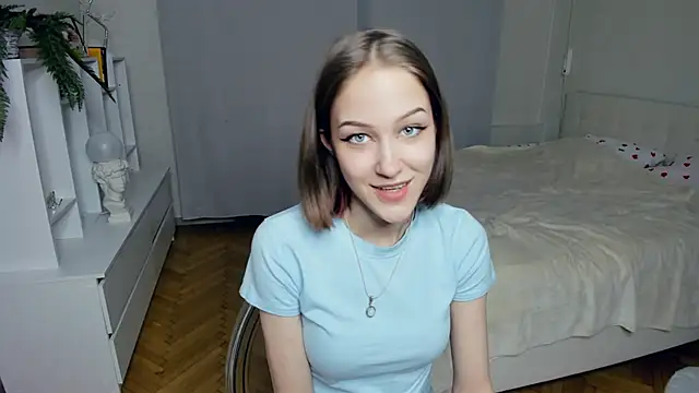 EmmaKellerf online show from 03-04-25, 01:34