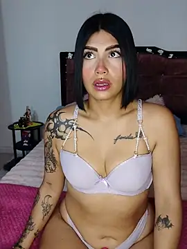 Snapshot of Kylie_brazt chatting on 05-20-26, 03:56 Kylie brazt online show from 05-20-26, 03:56