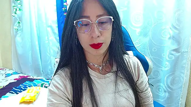 Gia leinn online show from 11-22-25, 12:42