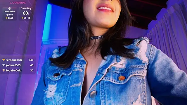 hannah thomson  online show from 03-04-25, 01:45