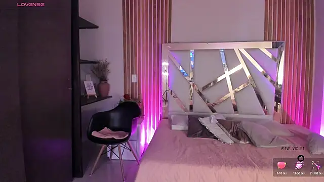 sweetviolet   online show from 04-16-26, 12:39