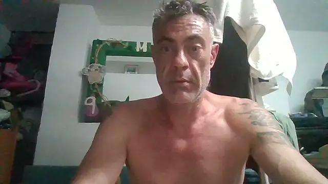 Snapshot of Shun4627 chatting on 07-08-26, 11:20 Shun4627 online show from 07-08-26, 11:20