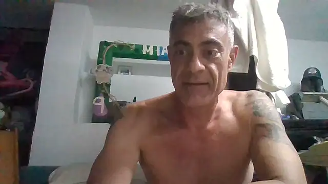 Snapshot of Shun4627 chatting on 07-09-26, 11:31 Shun4627 online show from 07-09-26, 11:31