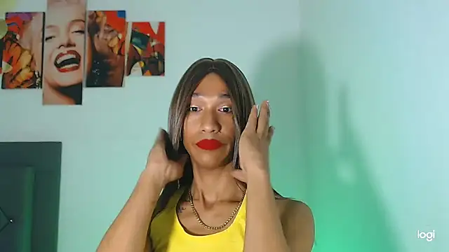 red veltet online show from 12-21-25, 06:15