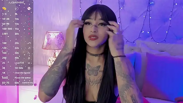 goth tasha online show from 11-28-25, 07:49