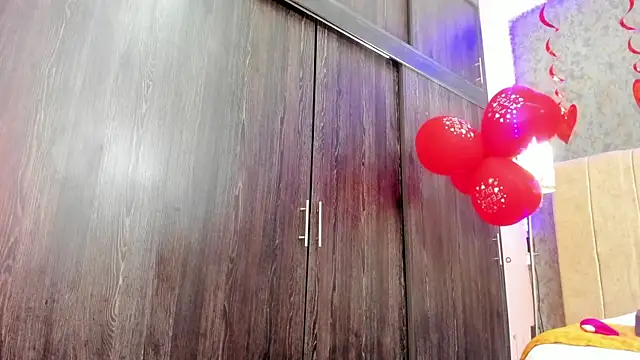 Snapshot of ava-am chatting on 09-29-25, 01:22 ava-am online show from 09-29-25, 01:22