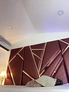 Snapshot of DanielaMedinaa chatting on 11-27-25, 09:28 DanielaMedinaa online show from 11-27-25, 09:28