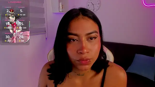 Snapshot of Ivyy_Moon_ chatting on 09-19-25, 03:30 Ivyy Moon online show from 09-19-25, 03:30