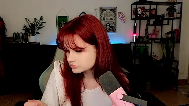 Della Ideal online show from 02-09-26, 06:56