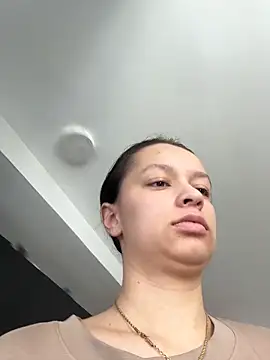 Soy Sara7 online show from 12-14-25, 01:16